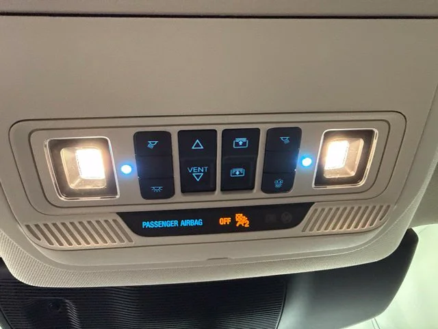Used 2022 Silver Ford Platinum image 25