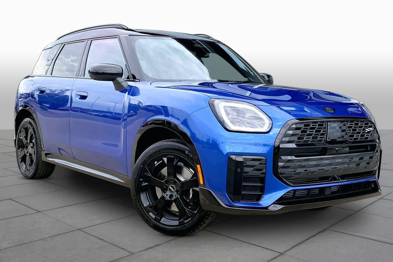 New 2027 Blazing Blue Metallic MINI Iconic image 2