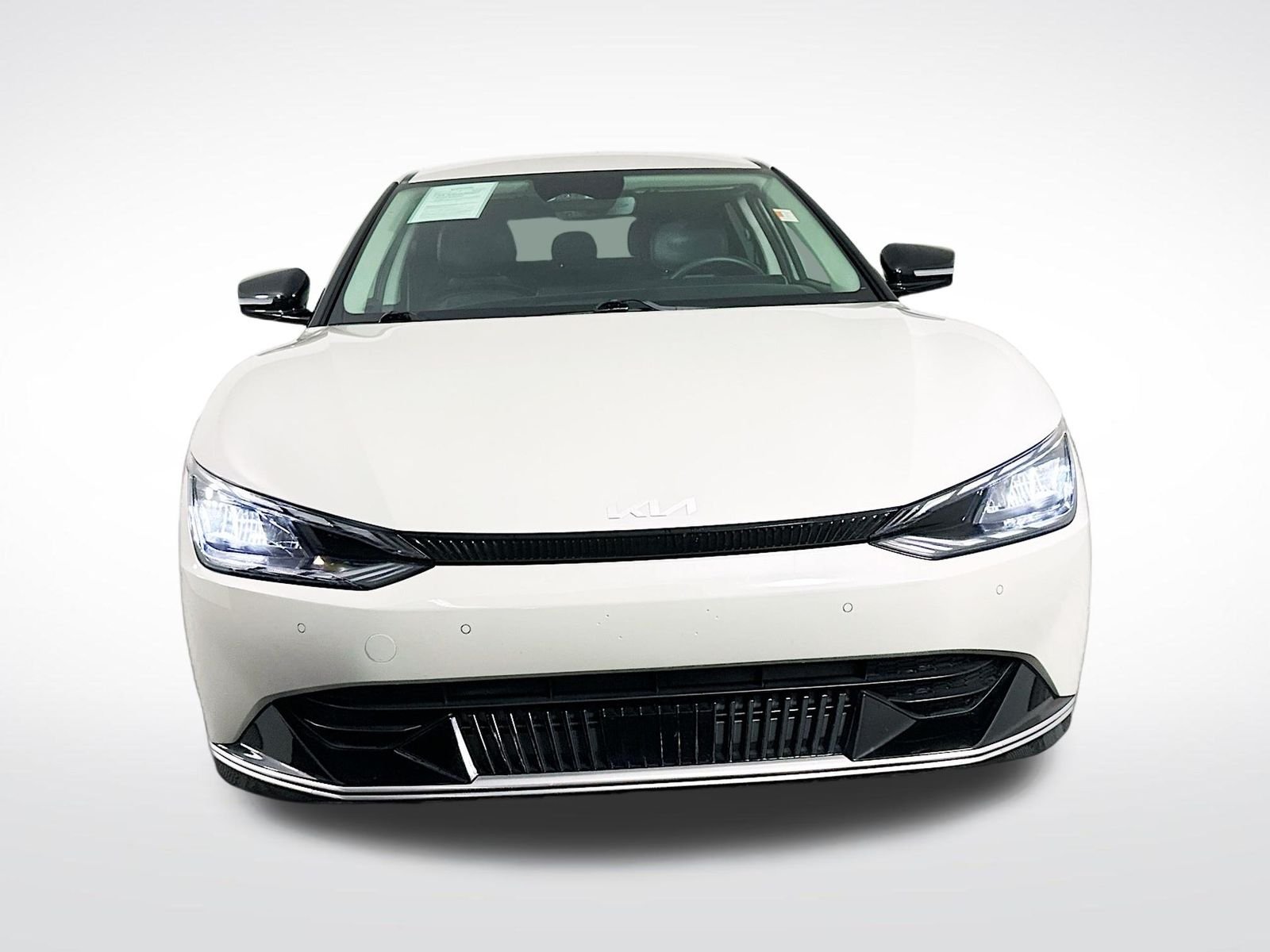 Used 2024 Glacier Kia Wind image 2