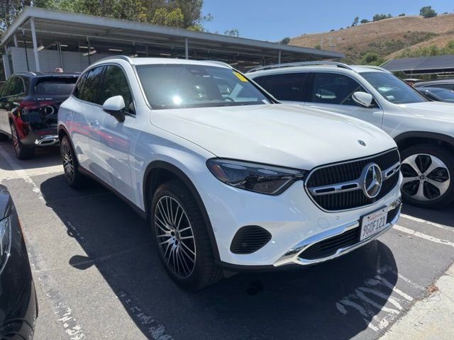 Certified Used 2023 White Mercedes-Benz GLC 300 image 1