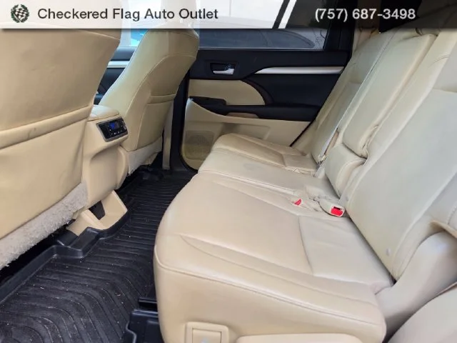 Used 2014 Blizzard Pearl Toyota XLE V6 image 20