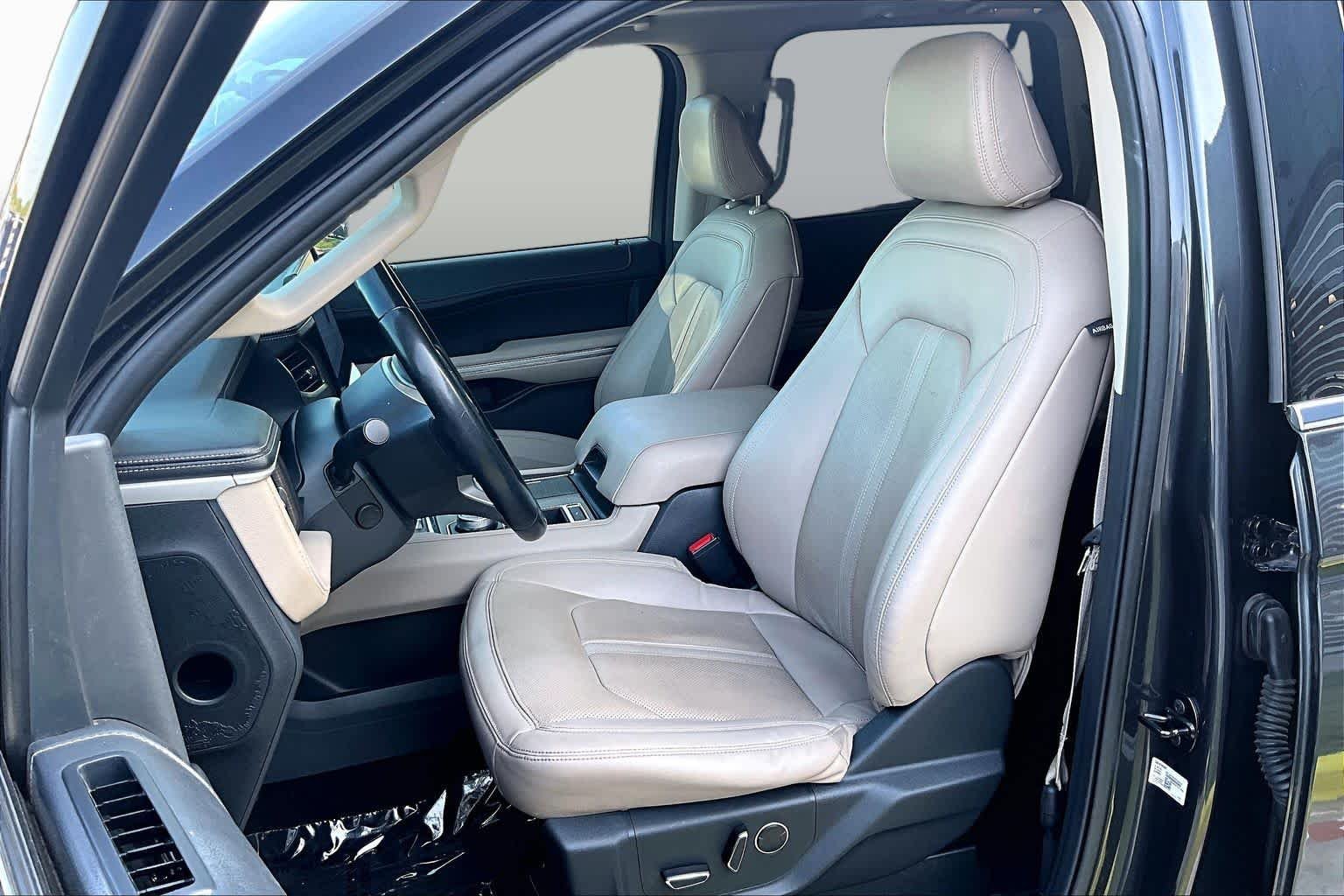 Used 2022 Dark Matter Metallic Ford Limited image 8