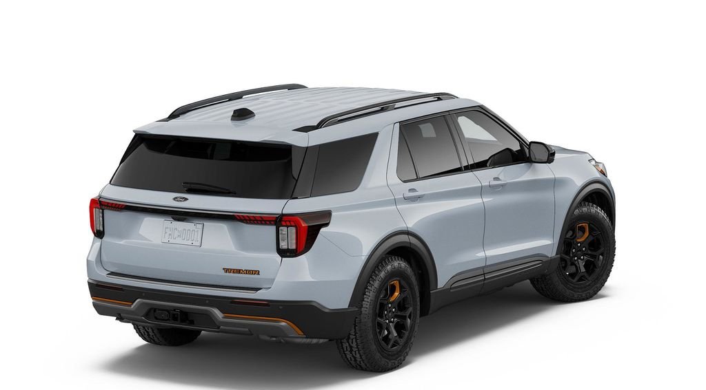 New 2026 Space White Metallic Ford Tremor® image 3