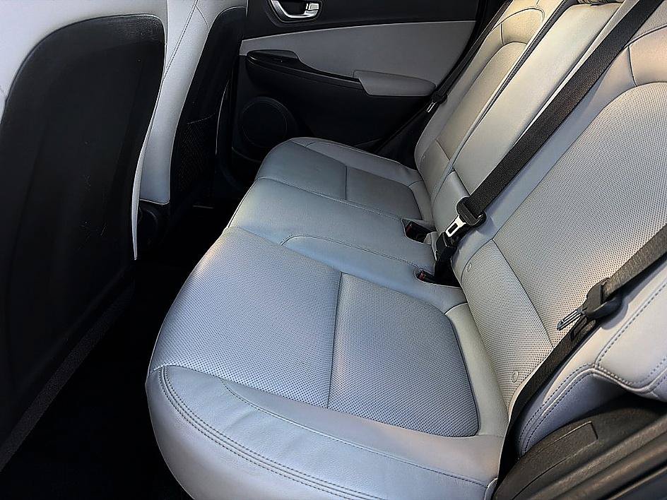 Used 2023 Ecotronic Gray Hyundai Limited image 9