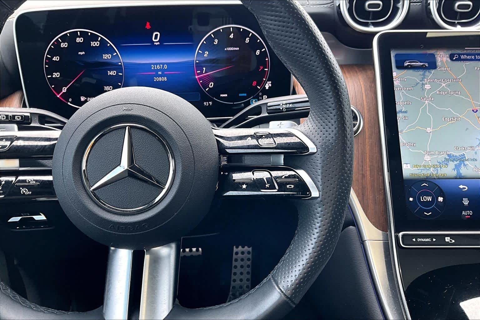 Used 2025 Graphite Grey Metallic Mercedes-Benz GLC 300 image 25