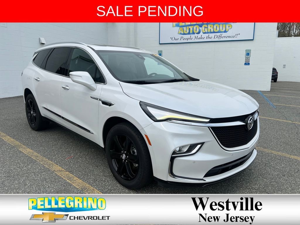 White Frost Tricoat 2023 Buick Enclave Essence AWD SUV / Crossover Four-Wheel Drive Automatic