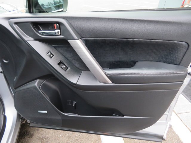 Used 2016 Ice Silver Metallic Subaru 2.5i Touring image 12