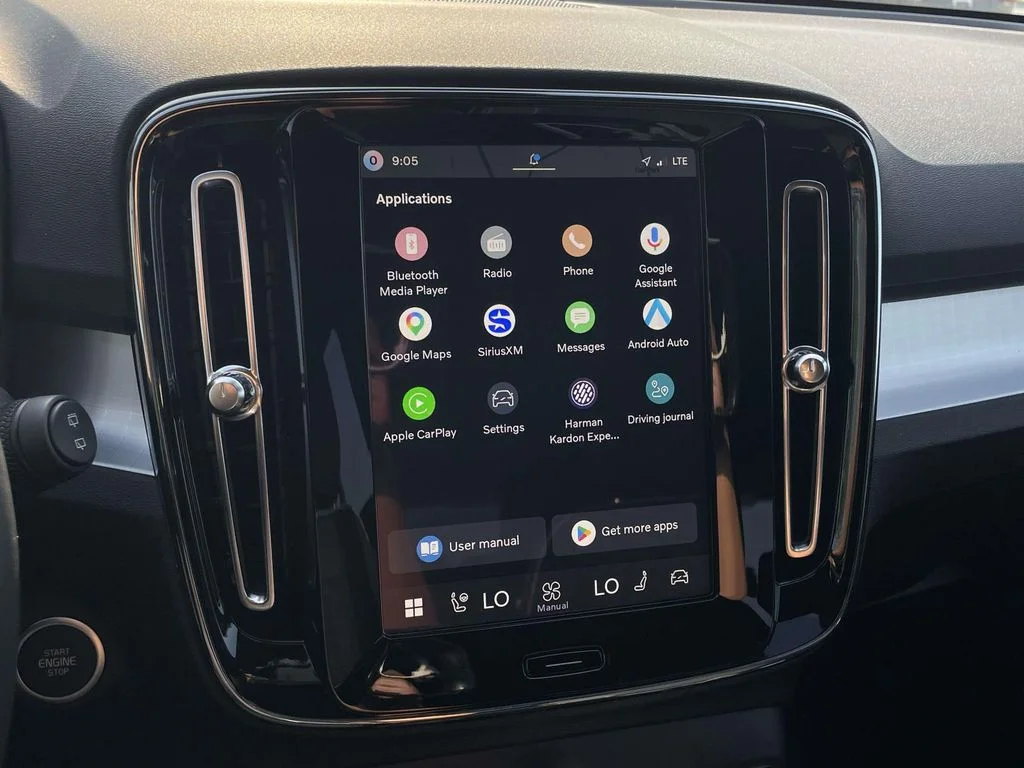 New 2026 Onyx Black Volvo Ultra Black Edition image 16