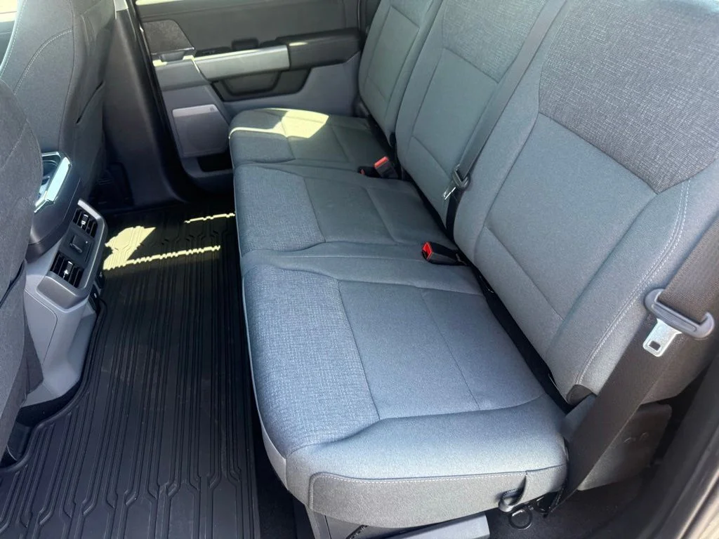 2025 Ford F-150 XLT - Photo 32