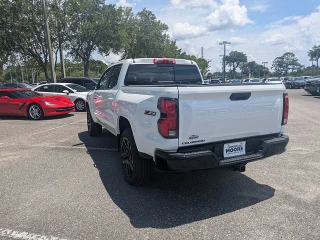 2025 Chevrolet Colorado Z71 - Photo 5