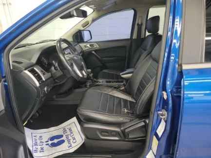 Used 2020 Lightning Blue Metallic Ford XLT image 7