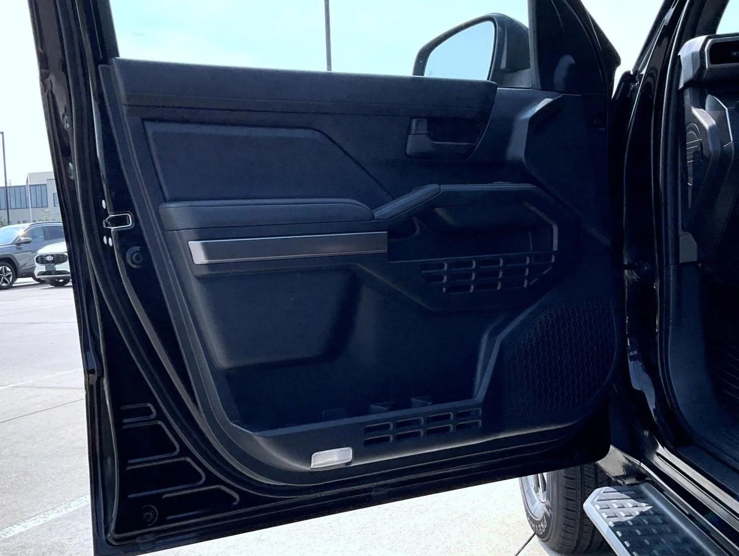 Used 2025 Black Toyota SR5 image 9