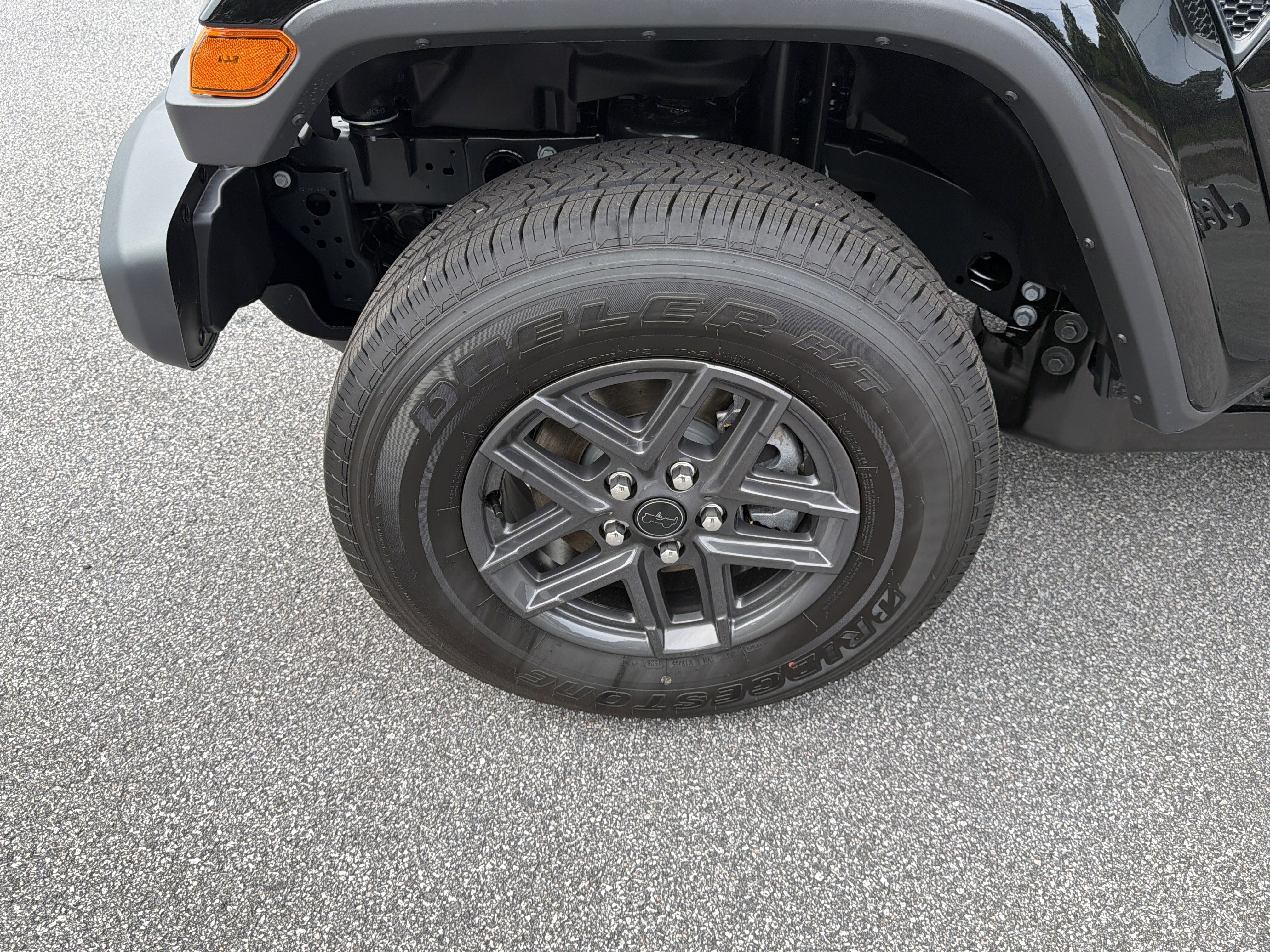 New 2026 Black Clear-Coat Exterior Paint Jeep Sport S image 13