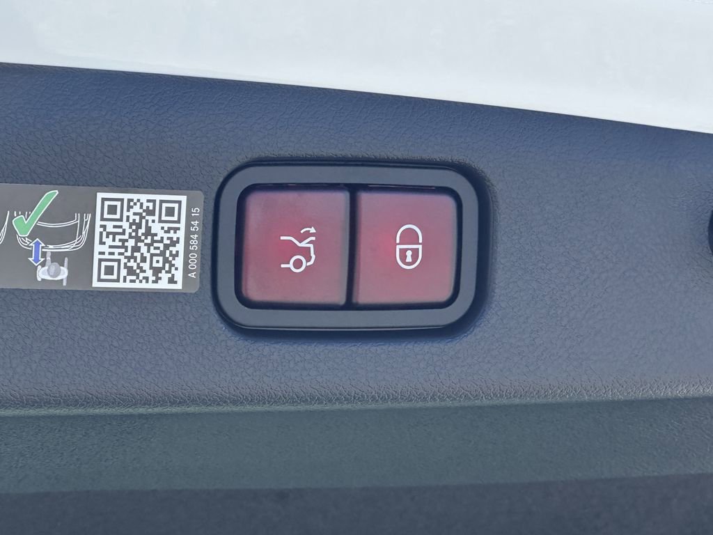 New 2026 Polar White Mercedes-Benz E 450 image 22