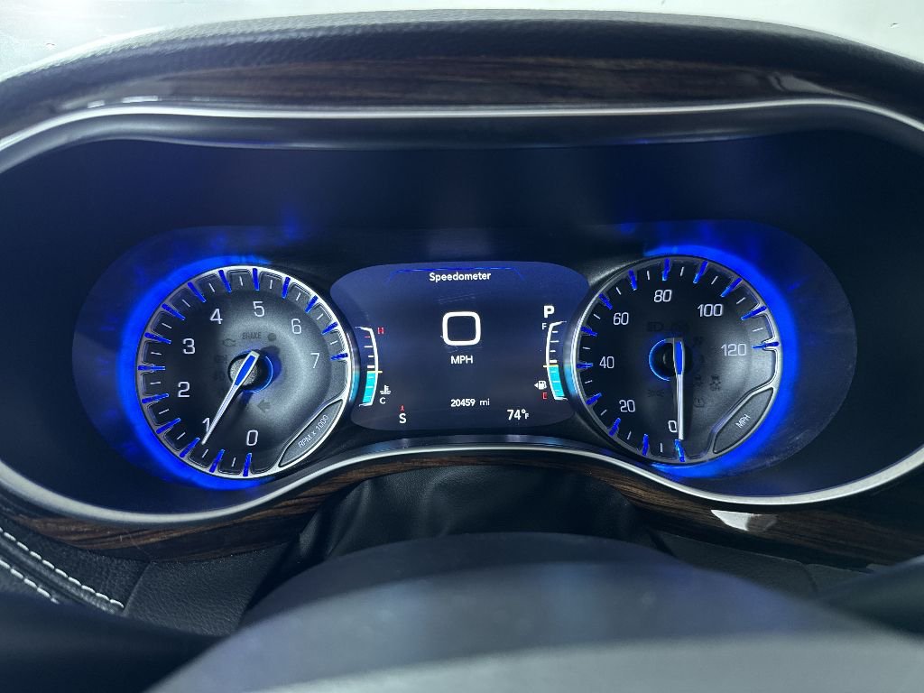 2023 Chrysler Pacifica Limited - Photo 10