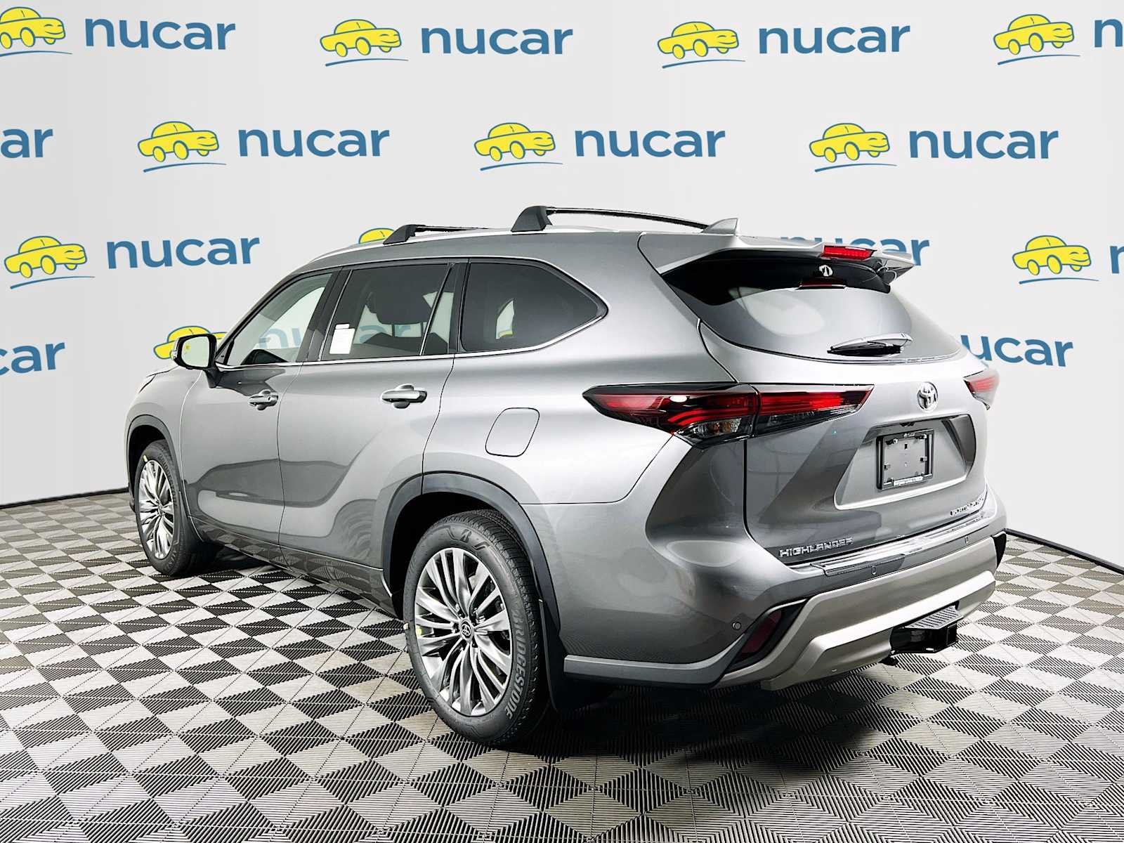 2026 Toyota Highlander — photo 5