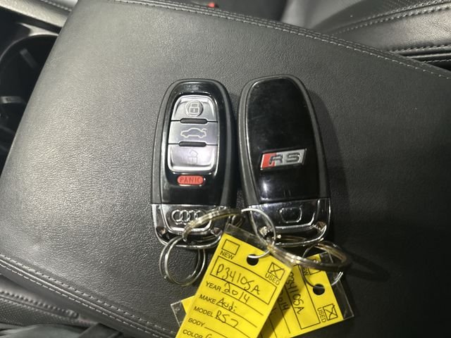 Used 2014  Audi 4.0T Prestige image 33