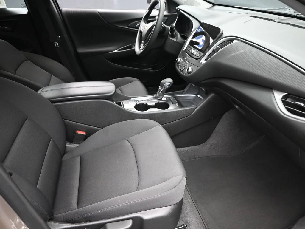 2024 Chevrolet Malibu 1LT - Photo 7