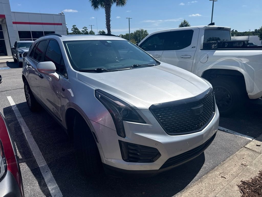 Used 2018 Silver Cadillac Luxury image 2