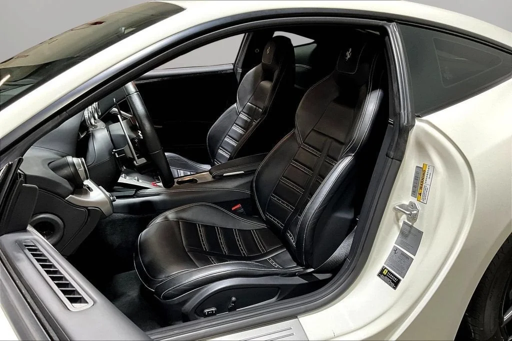 Used 2016 Bianco Avus Ferrari Berlinetta image 18