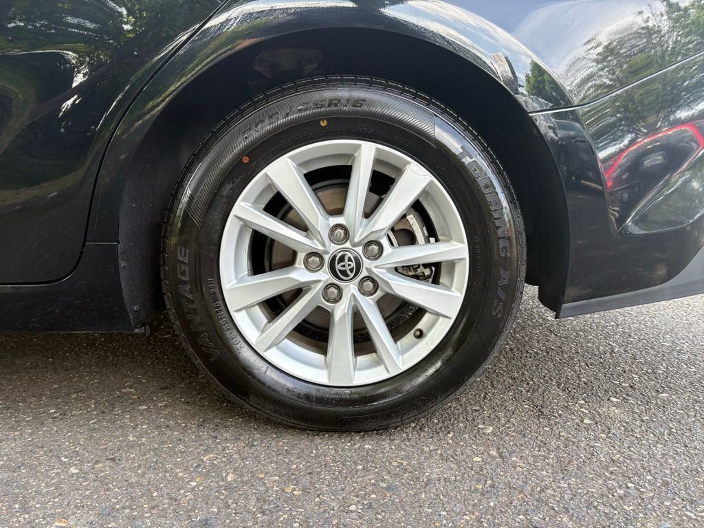 Used 2025 Midnight Black Metallic Toyota LE image 10