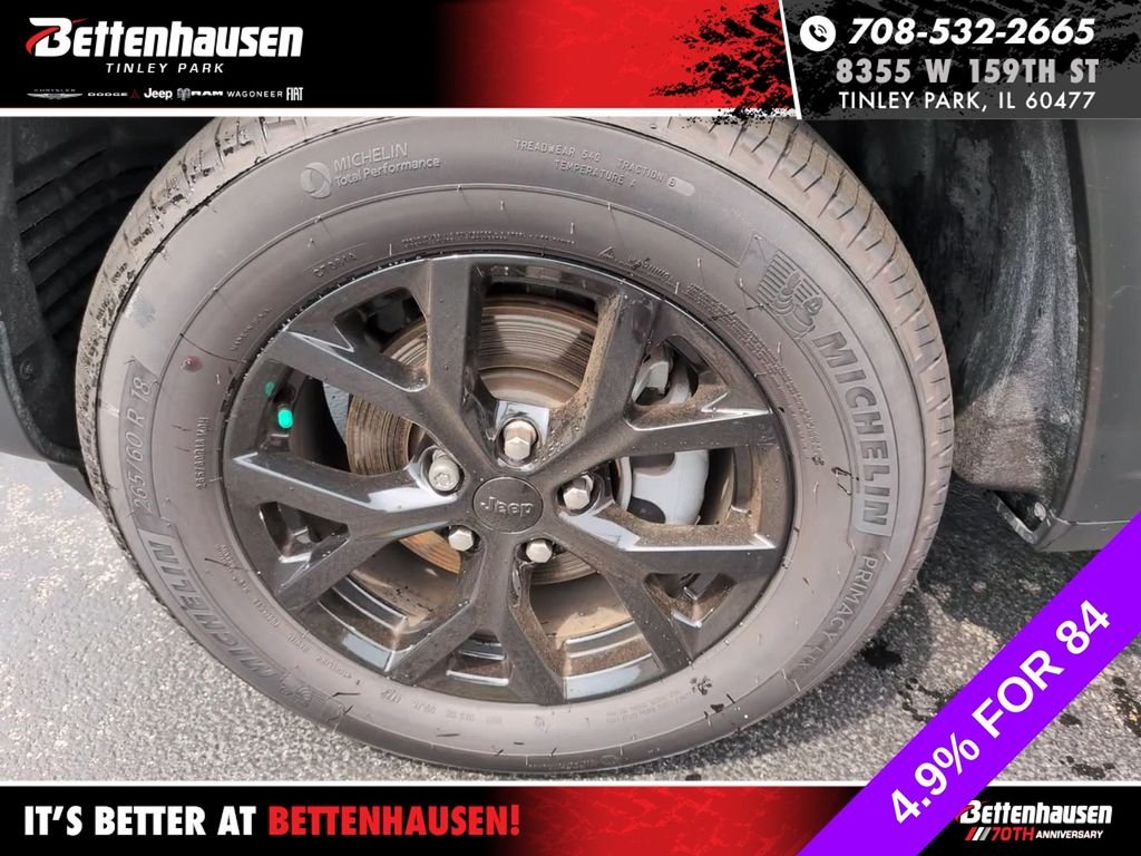 New 2026 Diamond Black Crystal Pearl-Coat Exterior Paint Jeep Altitude image 10