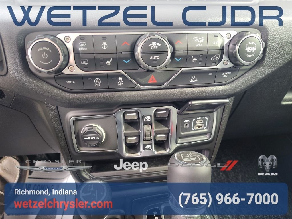 New 2026 Black Clear-Coat Exterior Paint Jeep 85th Anniversary Edition image 20