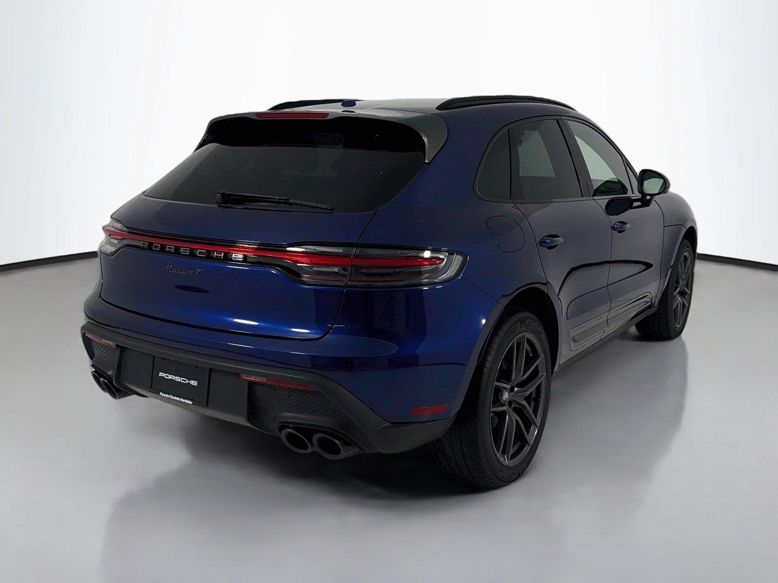 Used 2024  Porsche T image 27