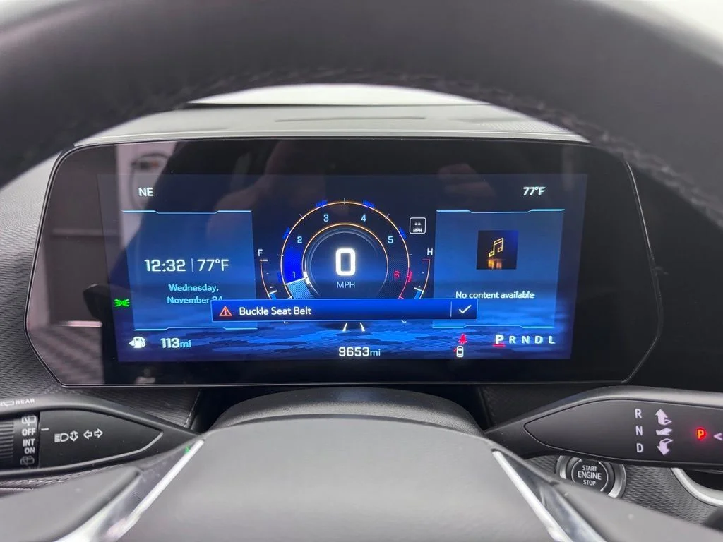 Used 2025 Lakeshore Blue Chevrolet LT image 13