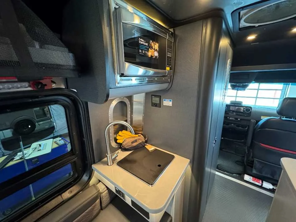 New 2026 SILVER AIRSTREAM  image 28