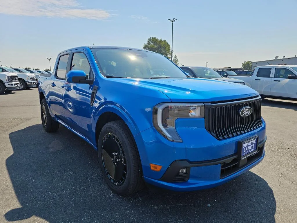 New 2025 Ford Maverick Lobo™ SuperCrew® in Burlington #SRB39892
