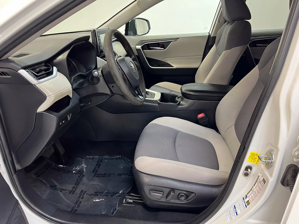Certified Used 2022 White Toyota XLE image 15