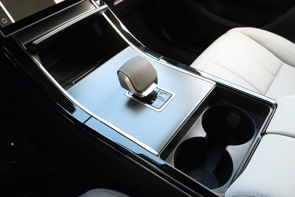 2026 LAND ROVER RANGE ROVER EVOQUE - Image 26