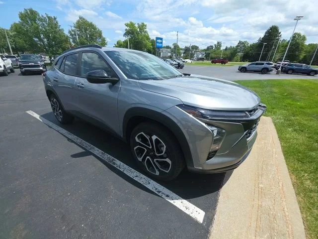 Used 2024 Sterling Gray Metallic Chevrolet 2RS image 10