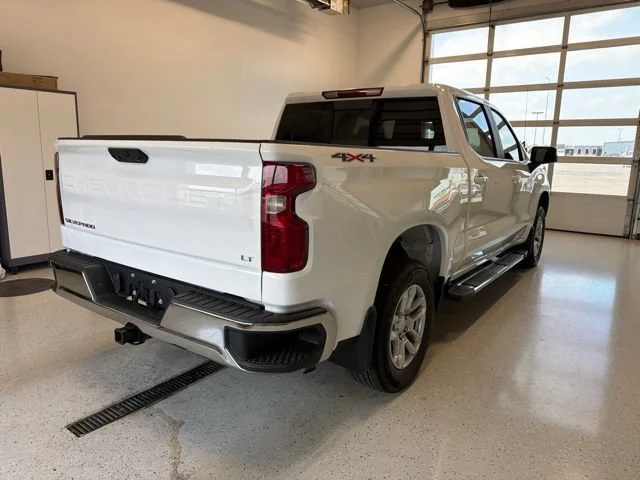 New 2026 Summit White Chevrolet LT image 14