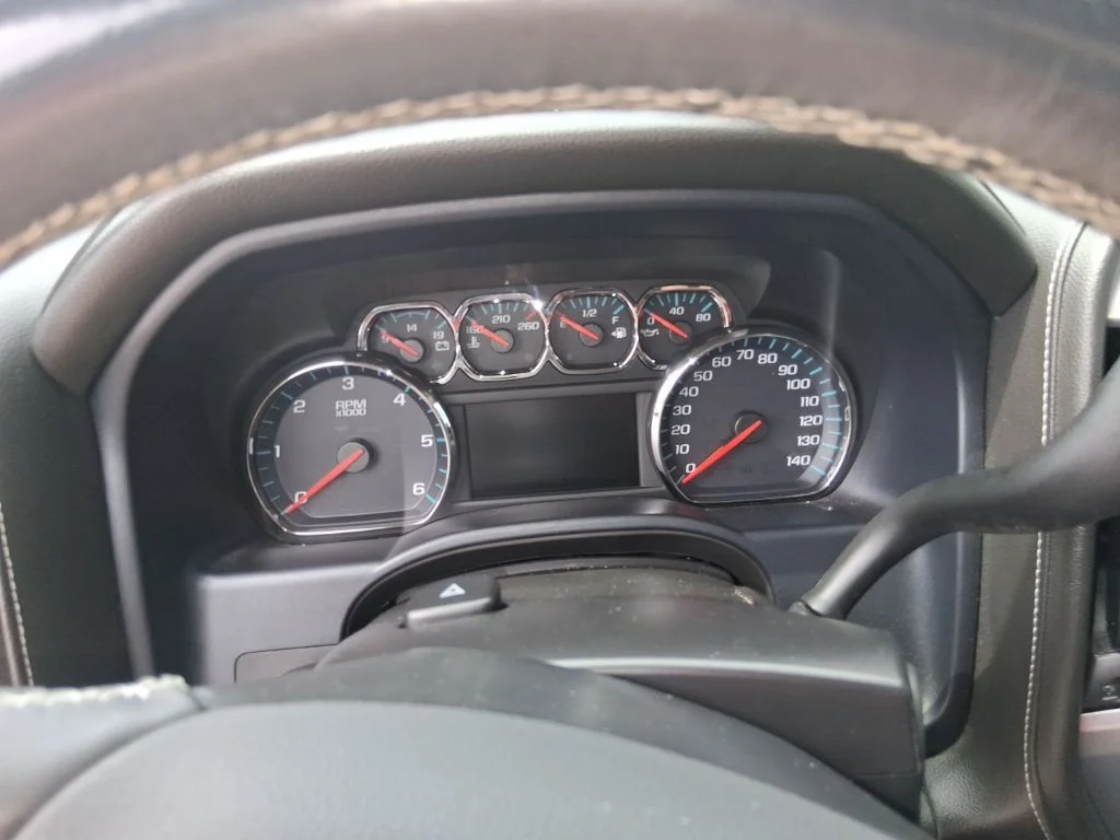 Used 2018 Black GMC SLT image 8