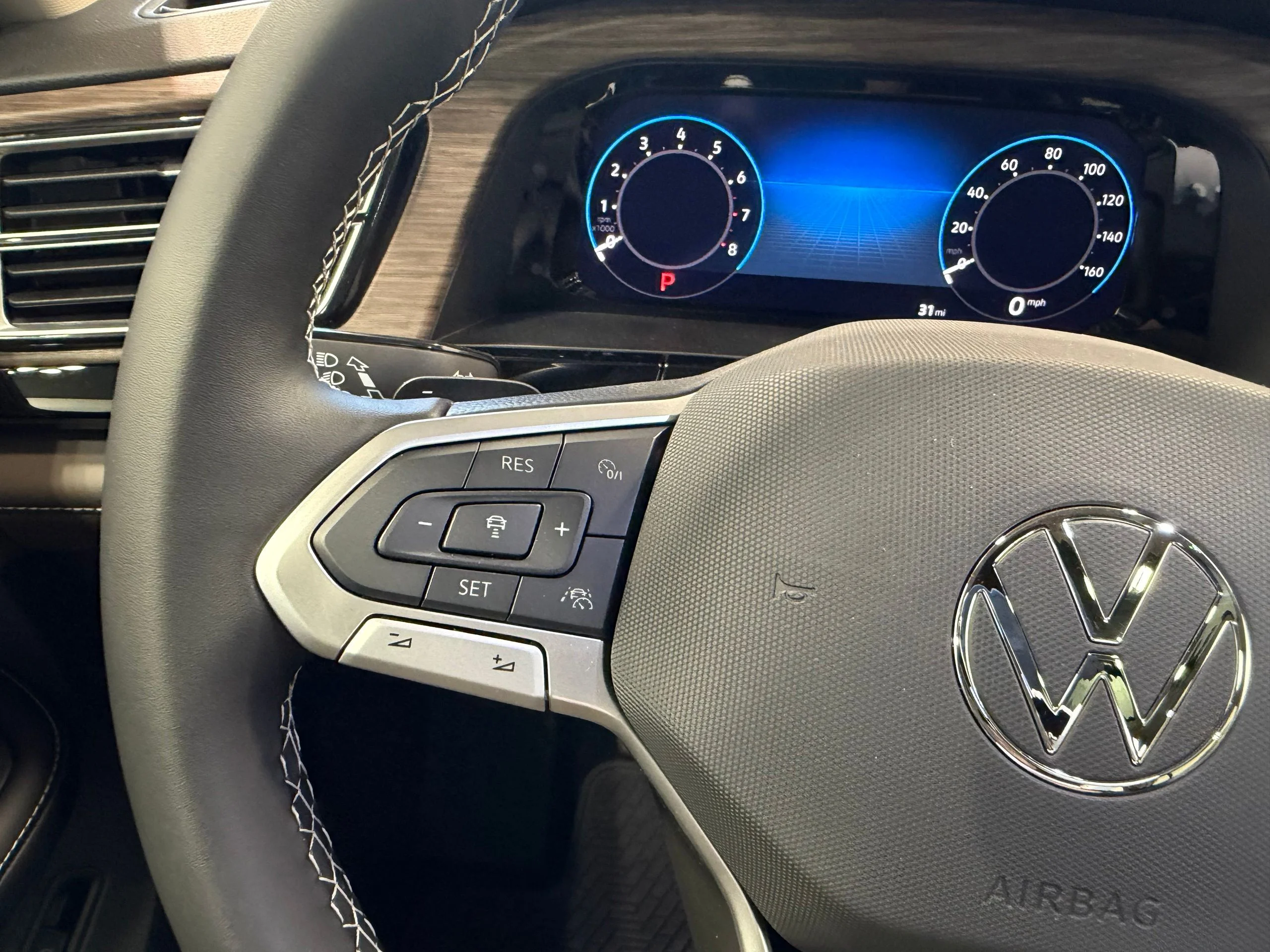 New 2026 White Volkswagen 2.0T SEL image 42