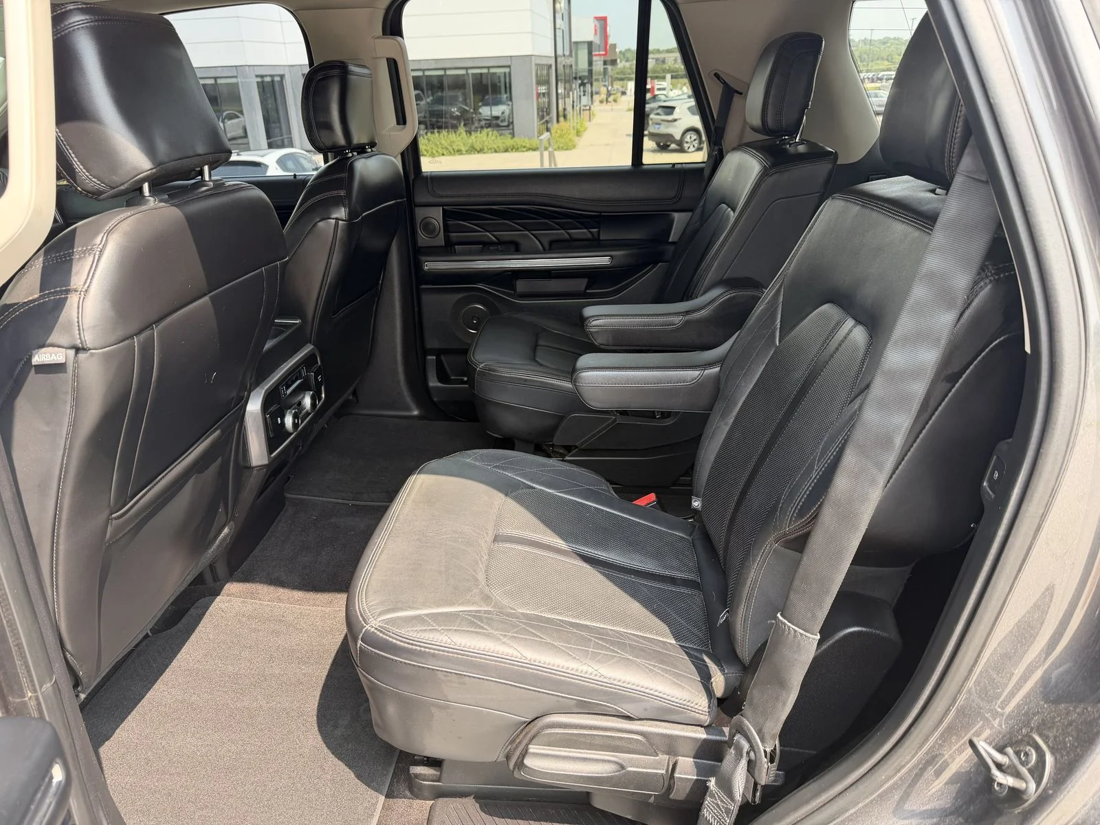 Used 2019 Gray Ford Platinum image 6