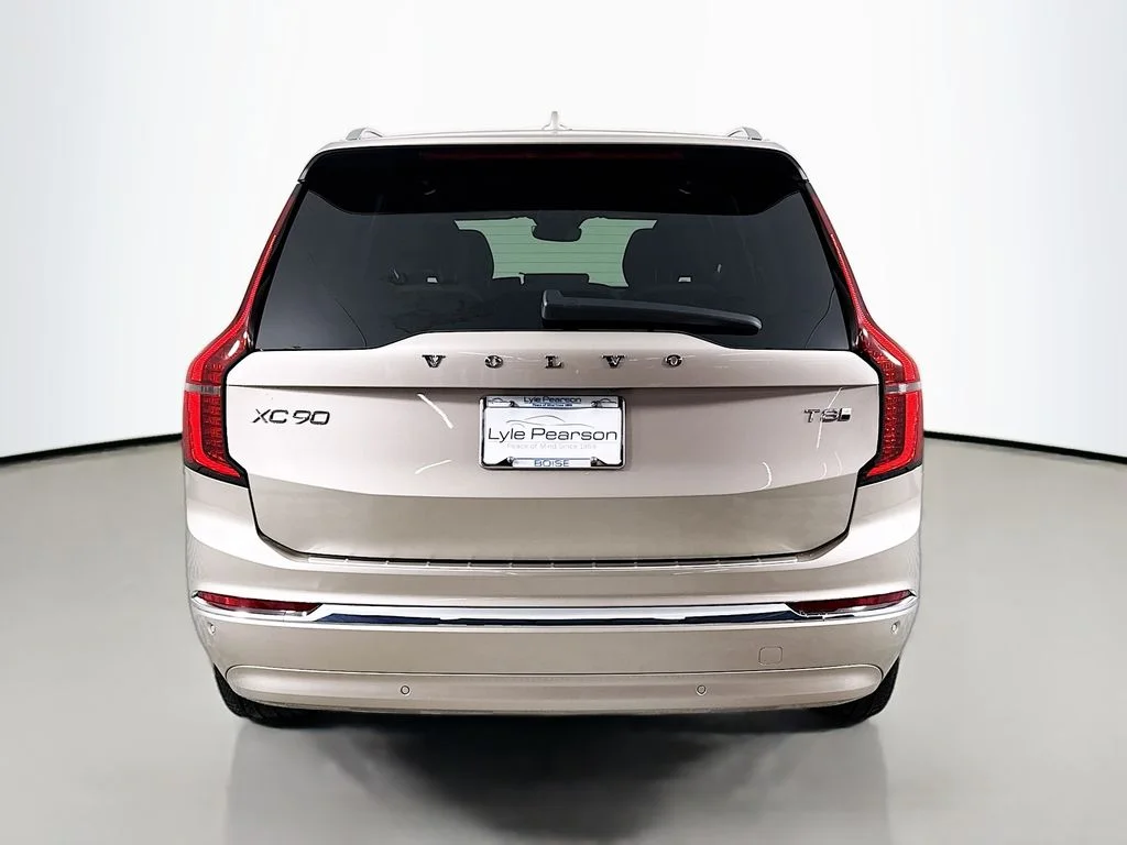 New 2026 Bright Dusk Metallic Volvo T8 Plus image 10