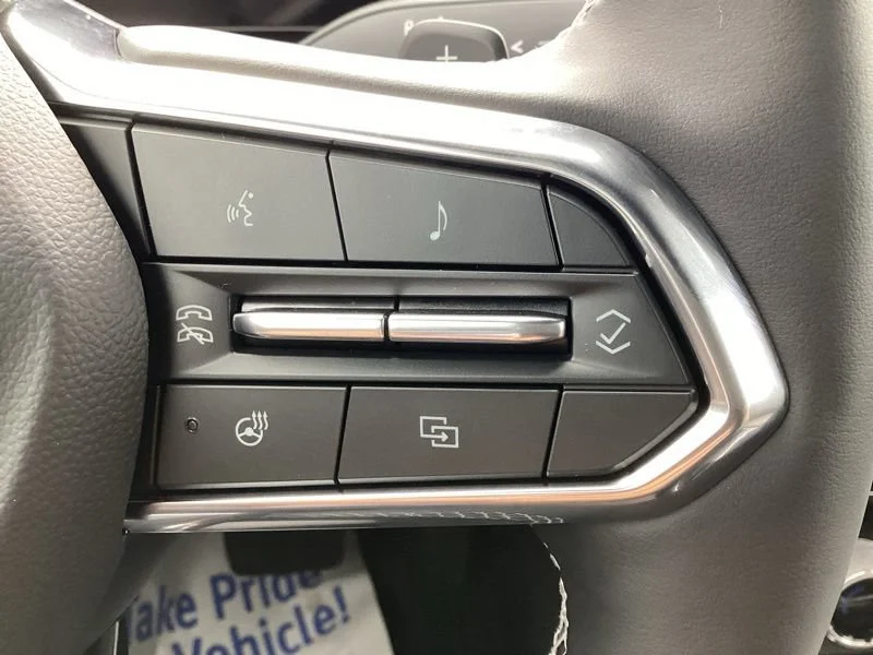 2027 Chevrolet Traverse LT - Photo 31