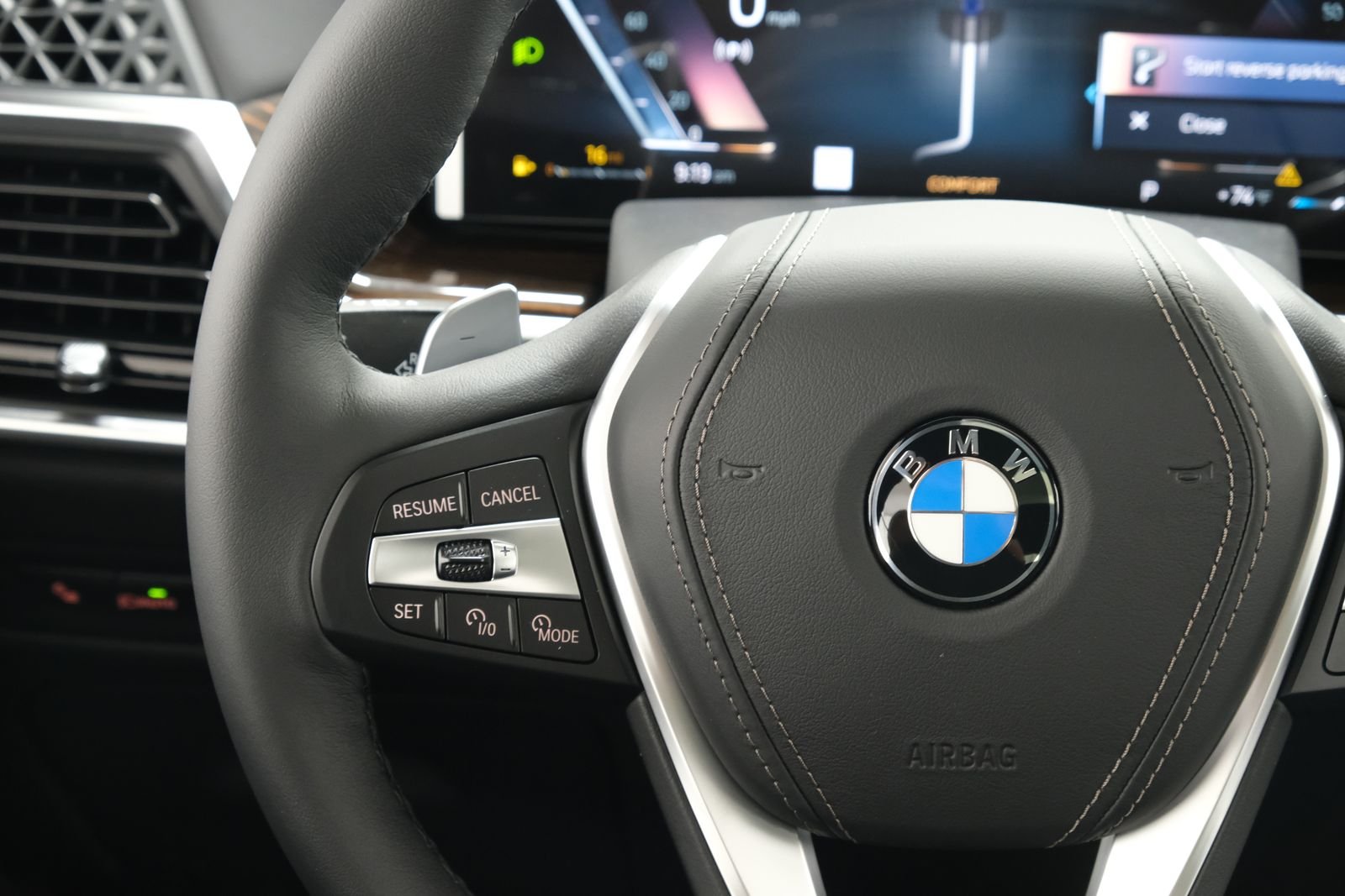 New 2026 Tanzanite Blue II Metallic BMW xDrive40i image 18