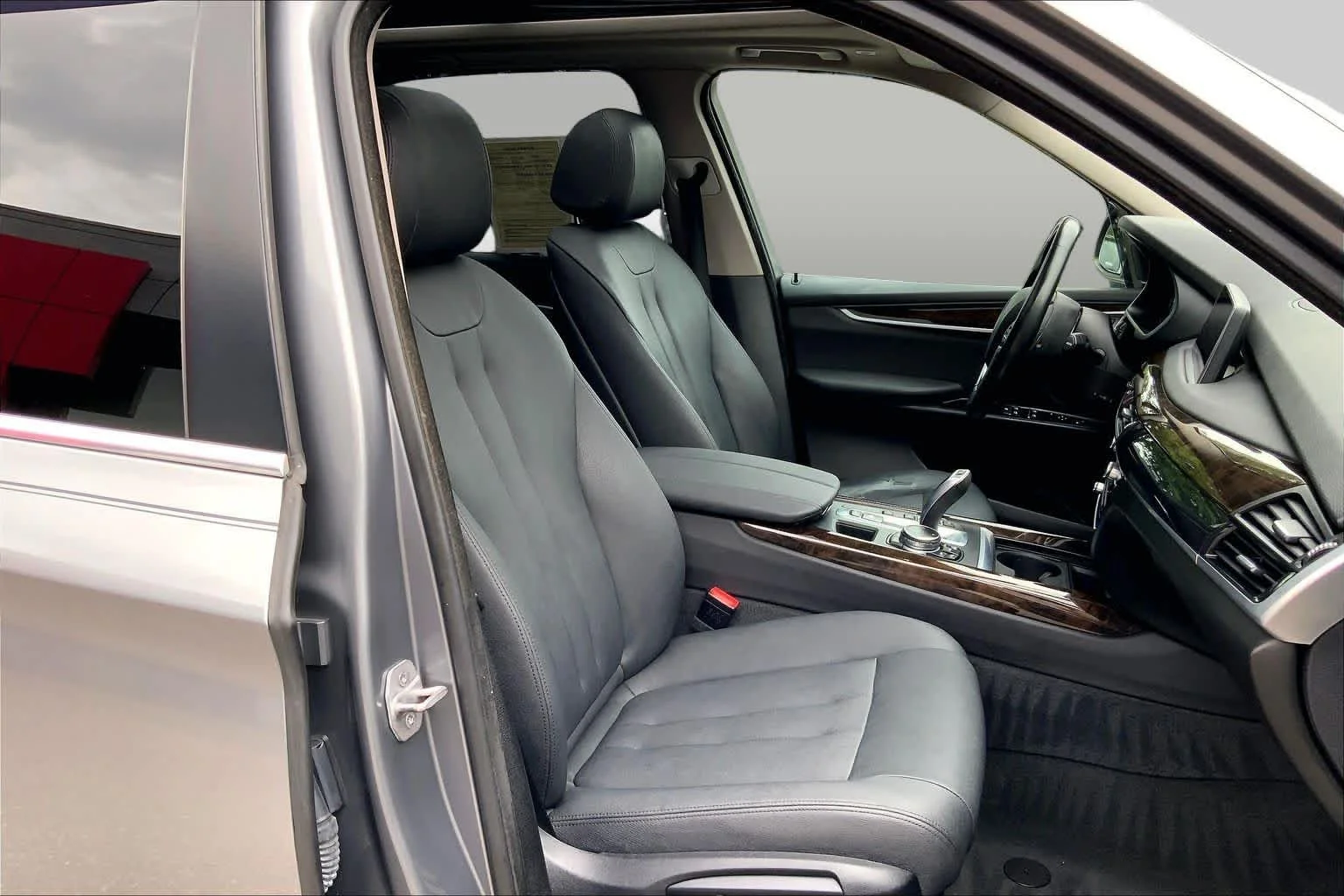 Used 2016 Space Gray Metallic BMW xDrive35i image 8