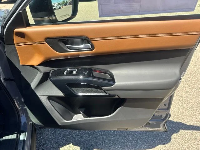 New 2026 Boulder Gray Pearl Nissan Platinum image 36