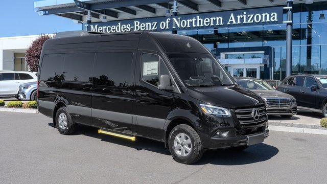 2026 Mercedes-Benz Sprinter 2500 Passenger 170 WB