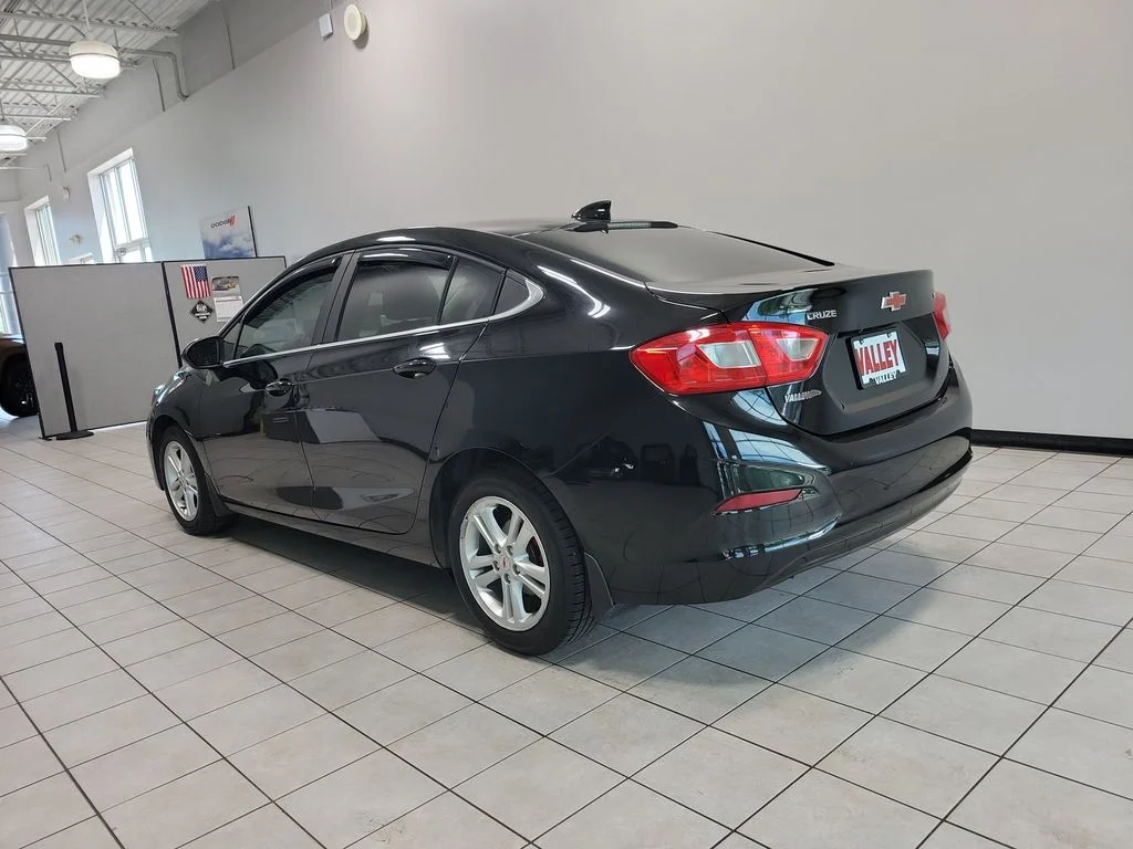Used 2017 Black Chevrolet LT image 9