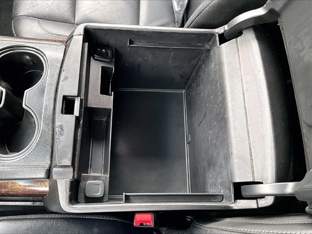 Used 2019 Gray Chevrolet LT image 33
