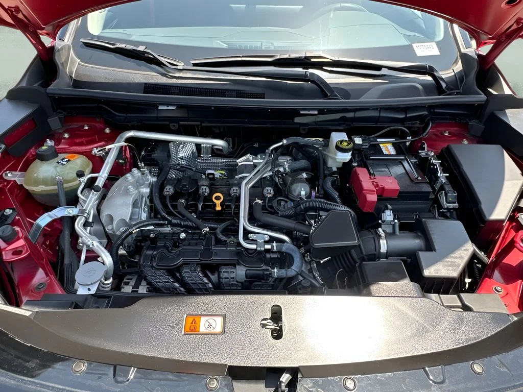 Used 2025 Red Mitsubishi ES image 27