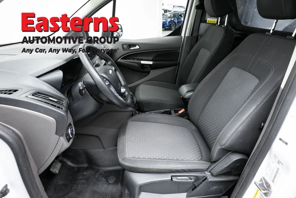Used 2022 White Ford XLT image 13