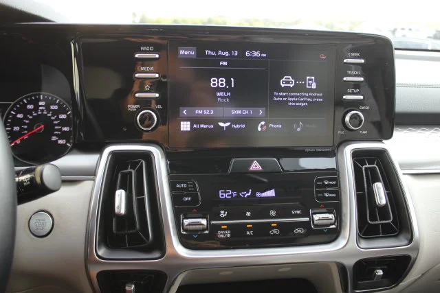 Used 2021 Black Kia S image 4