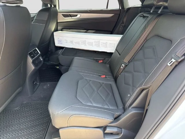 2026 Volkswagen Atlas Cross Sport SE w/Tech - Photo 13